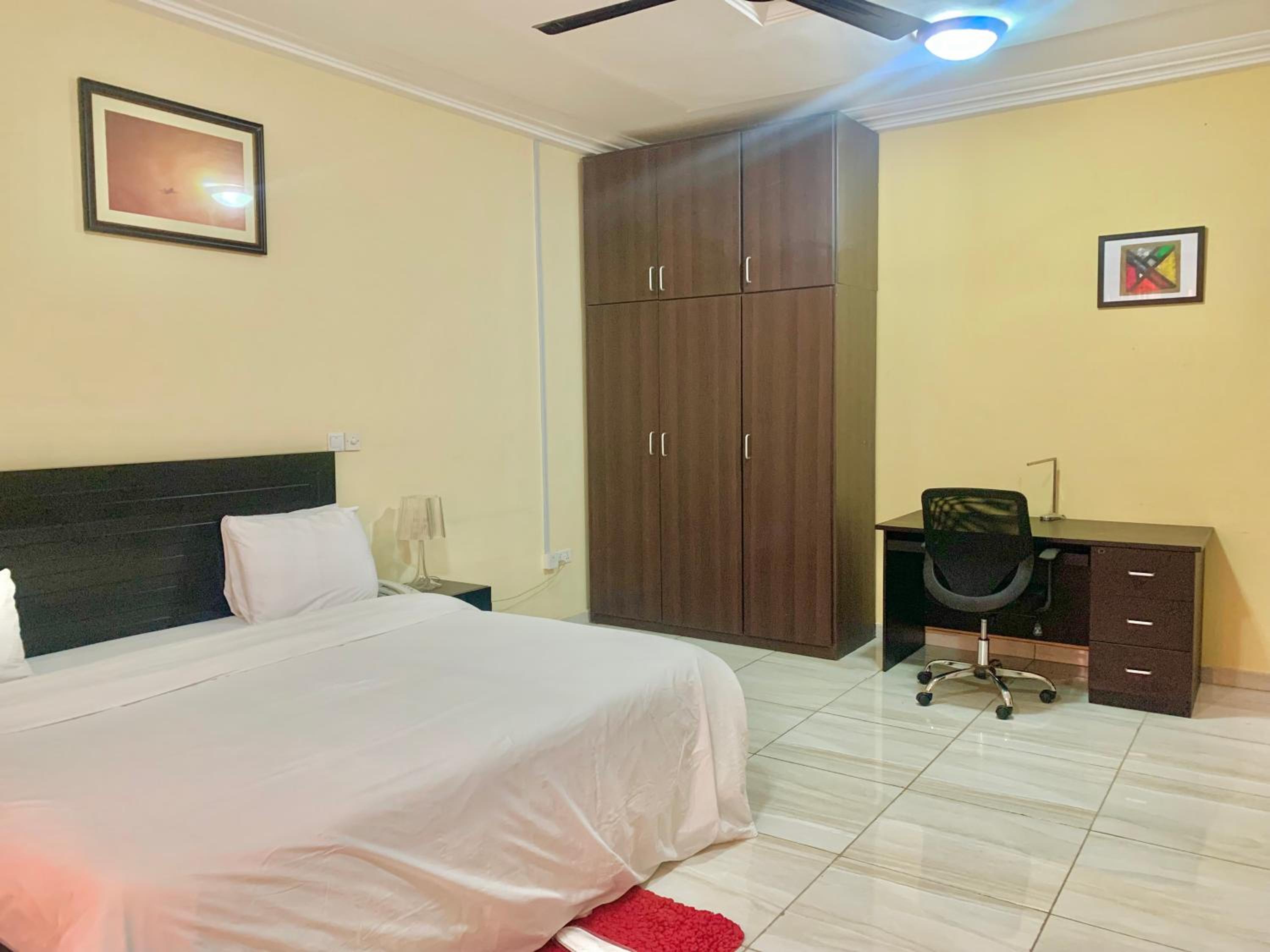 Royals 2 bedrooms Luxury view 4