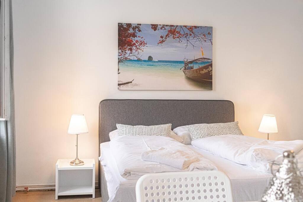 Easystay 2BR Apt. near AKH- Perfect for Longstays