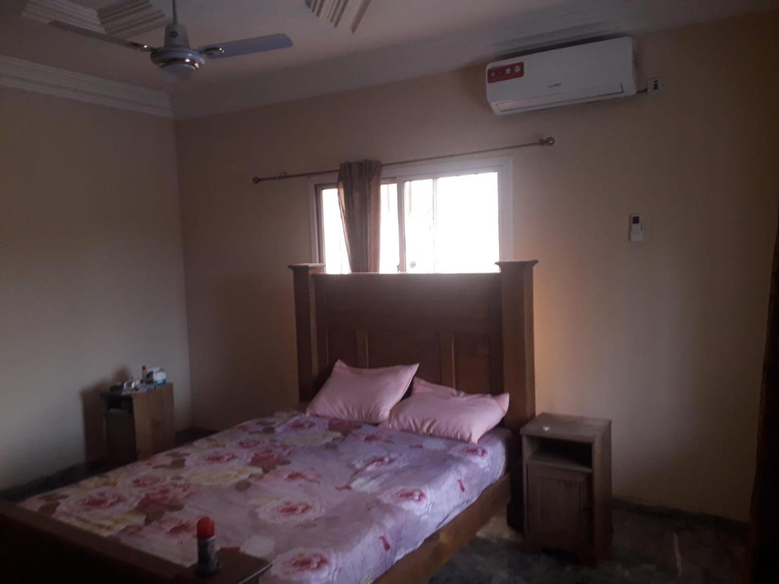 3 bedrooms first story apartment