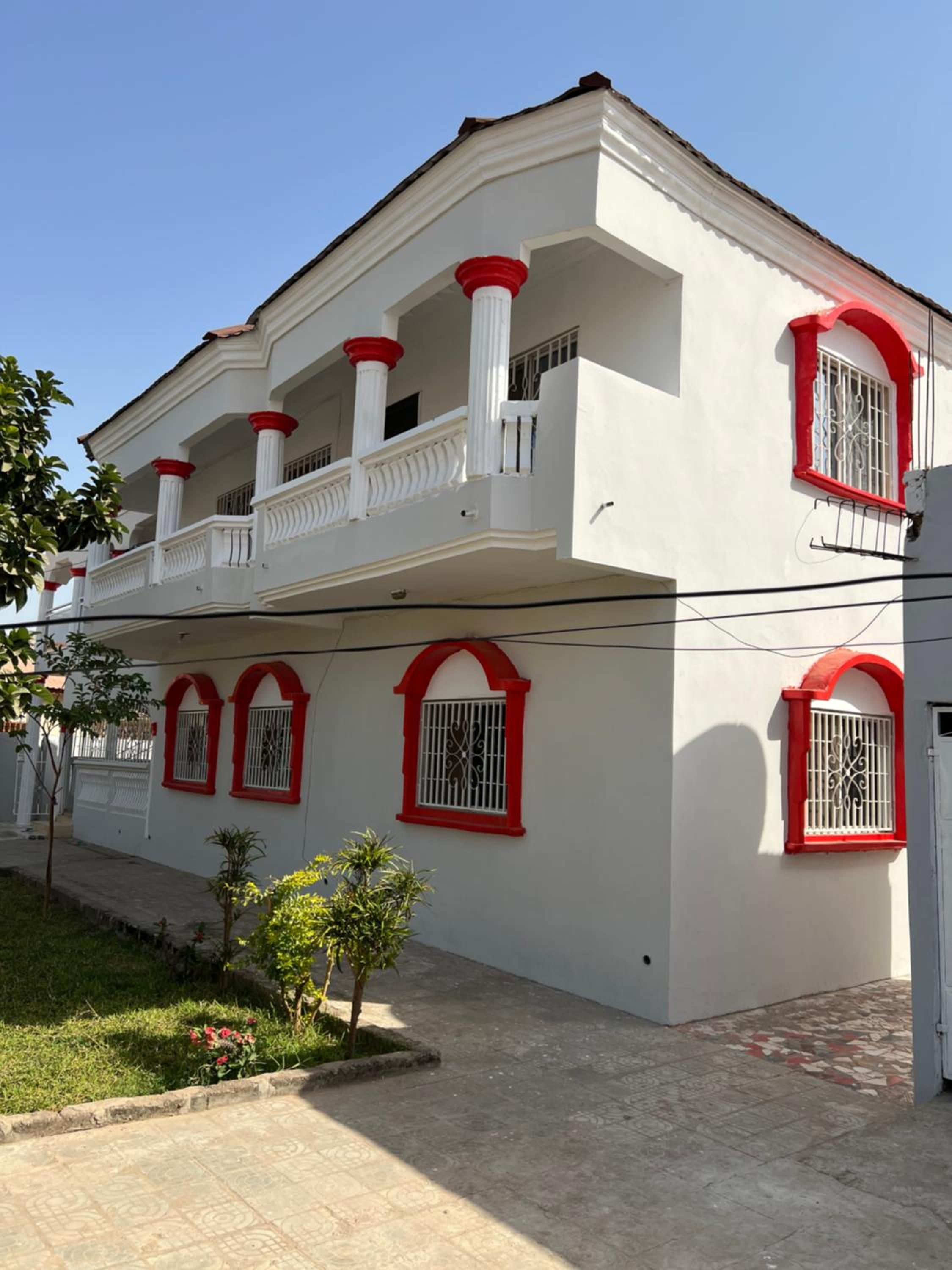 3 bedrooms first story apartment