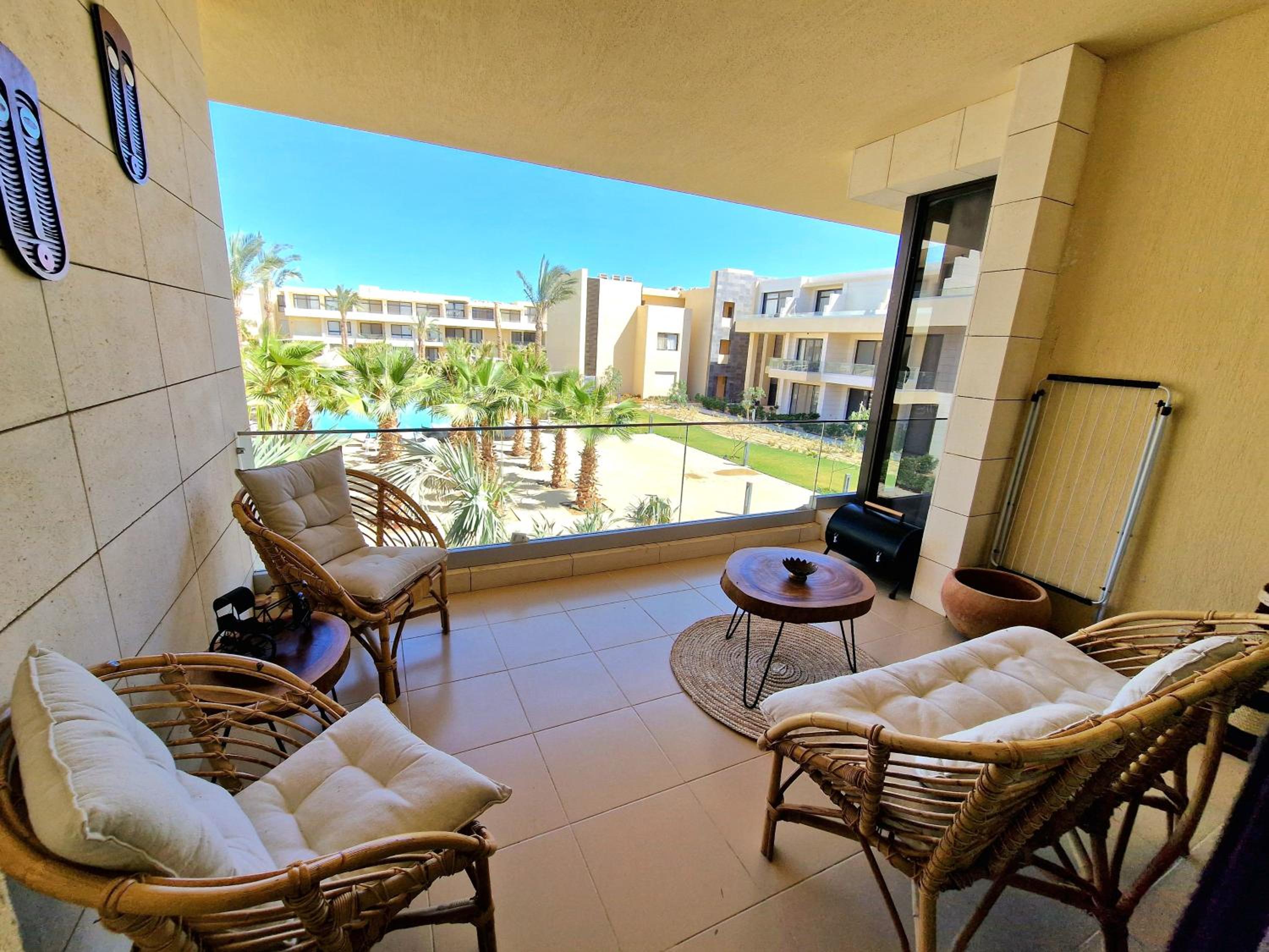 Spacious and stylish 2 BR unit in El Gouna view 2