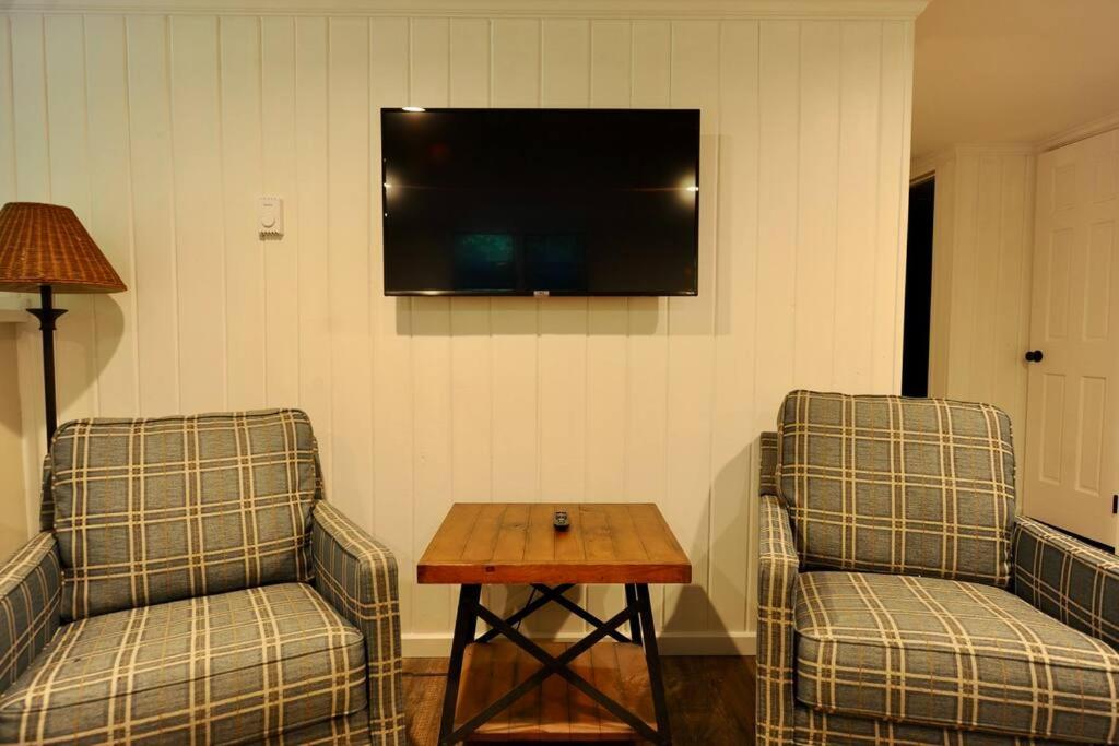 SKI Bike, Hike & Golf Townhouse w/ Hot tub view 5
