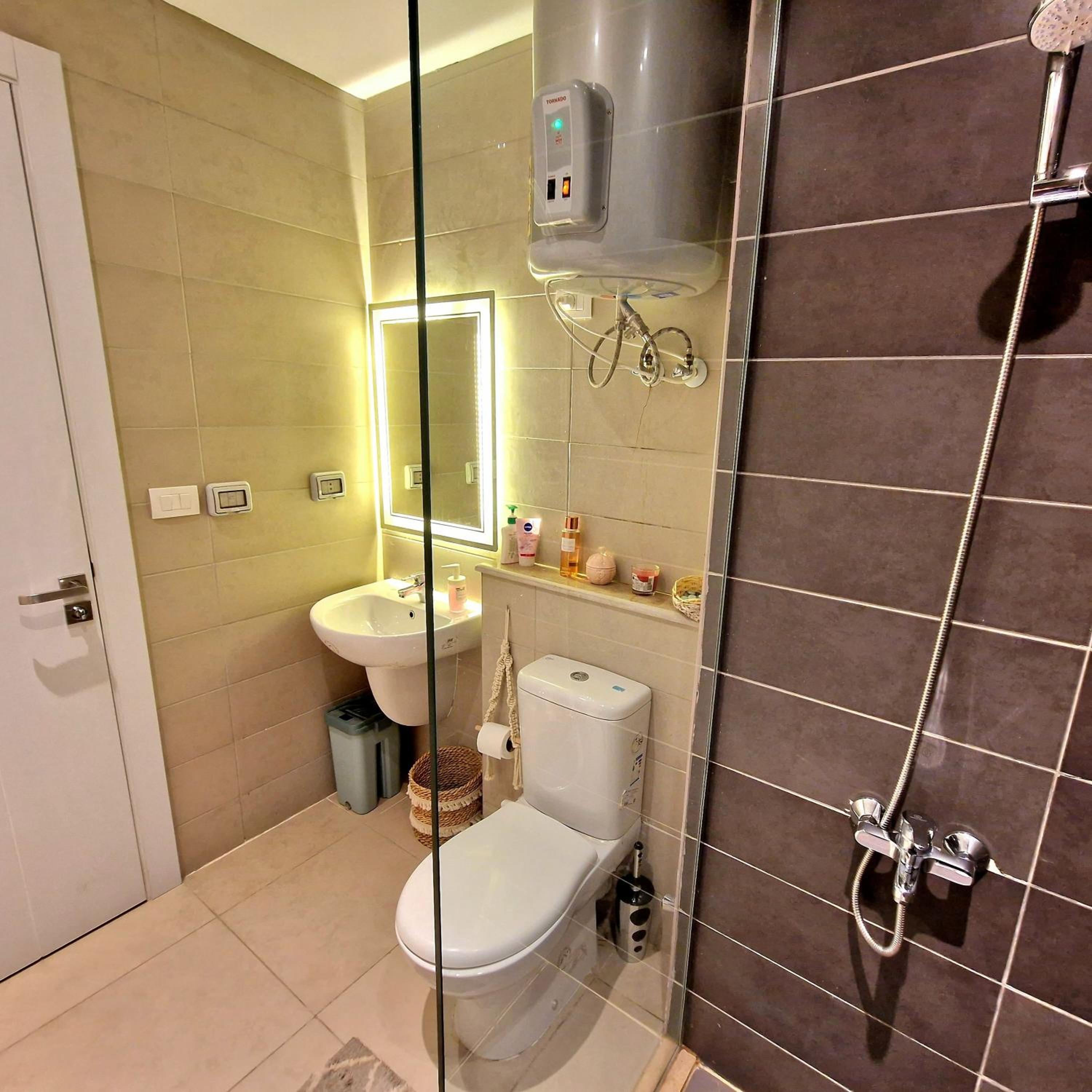 Photo 43