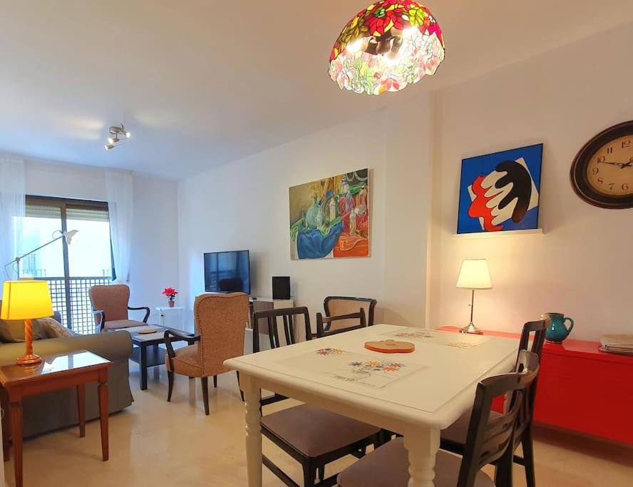 Acogedor y céntrico con parking