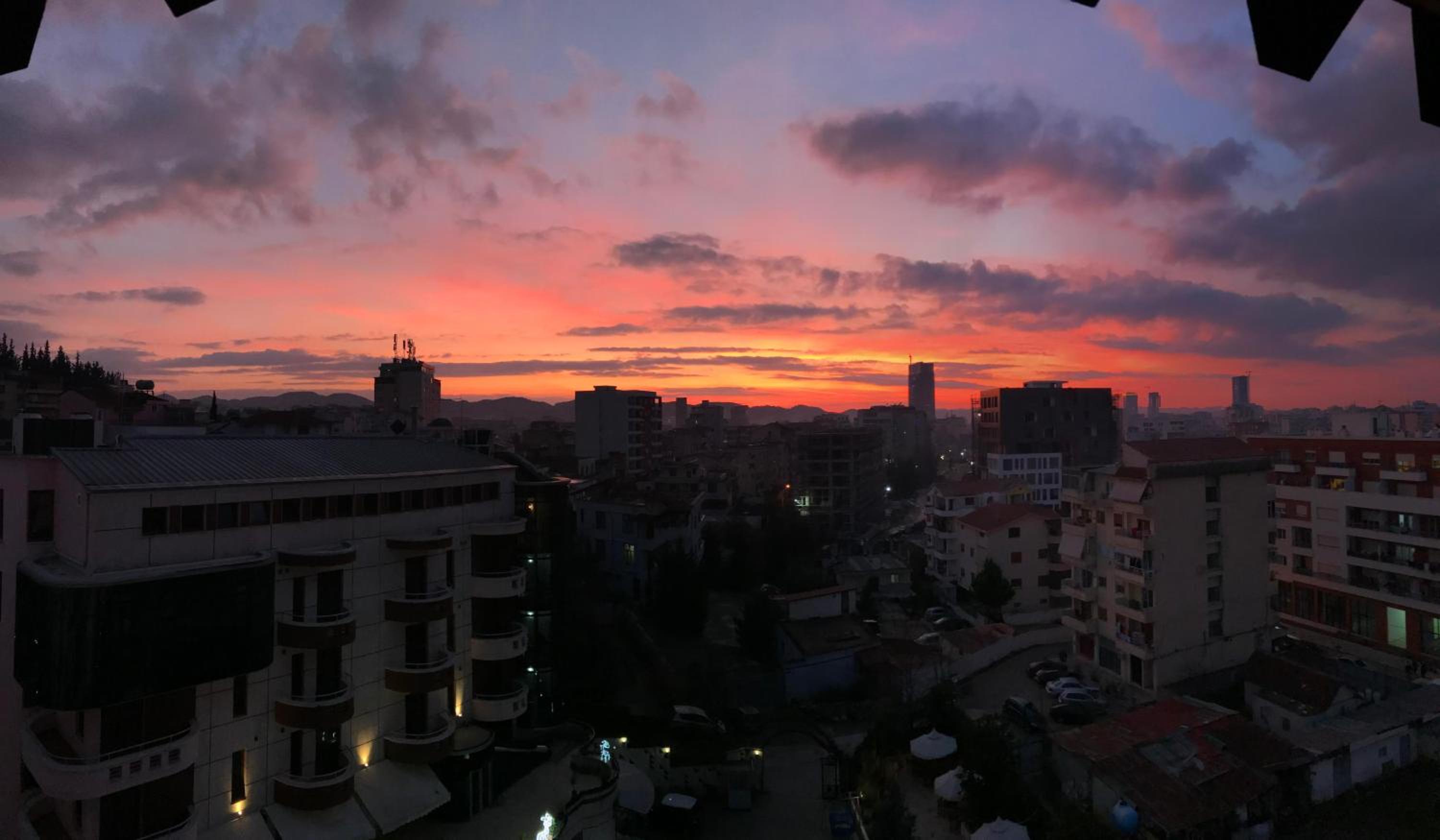 SkyView Oasis Premium Apartment