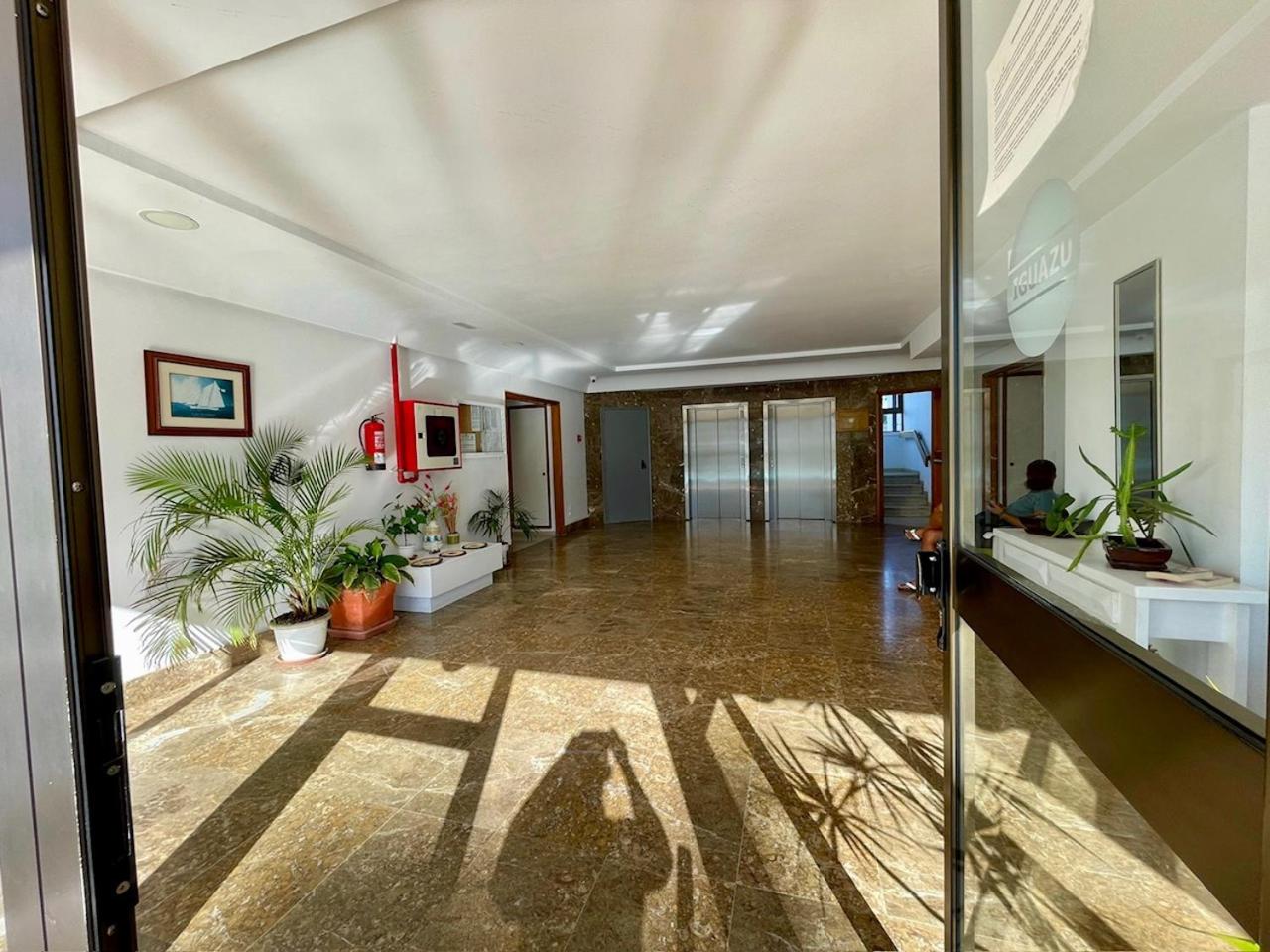 Iguazu I Yumbo Third Floor Apartment