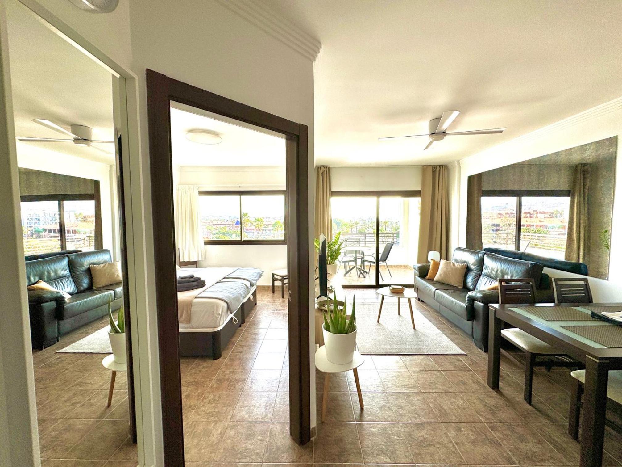 Iguazu I Yumbo Third Floor Apartment
