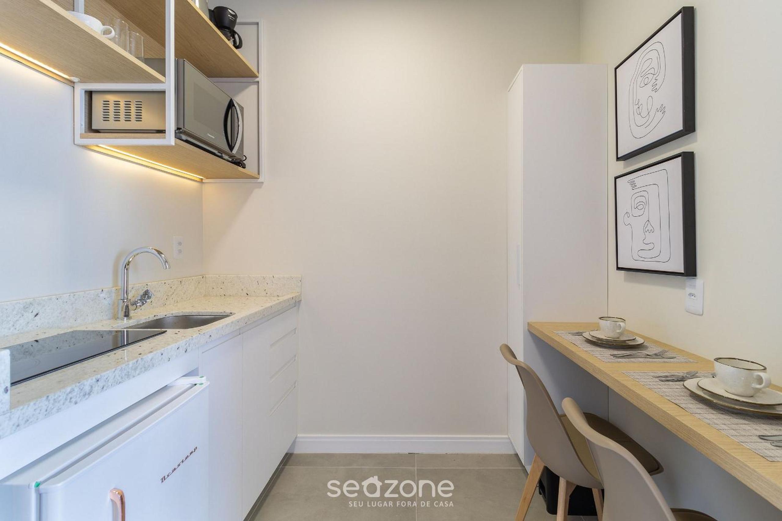 Comfortable apart with sea view in Floripa EVA704