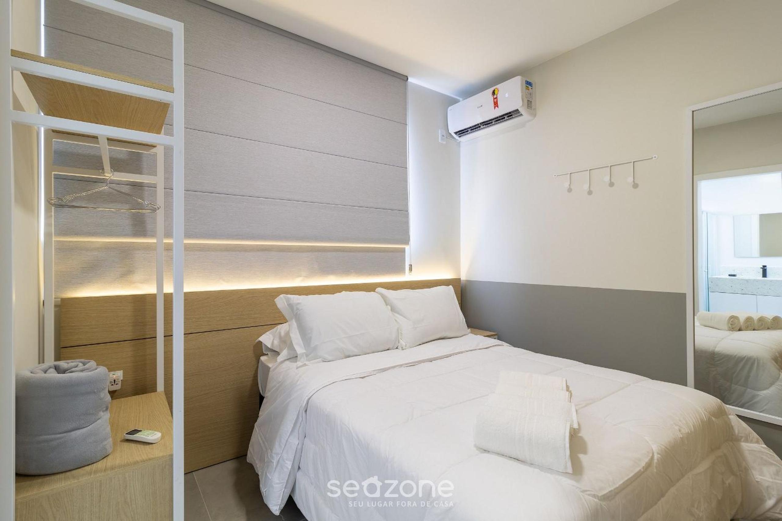 Comfortable apart with sea view in Floripa EVA704