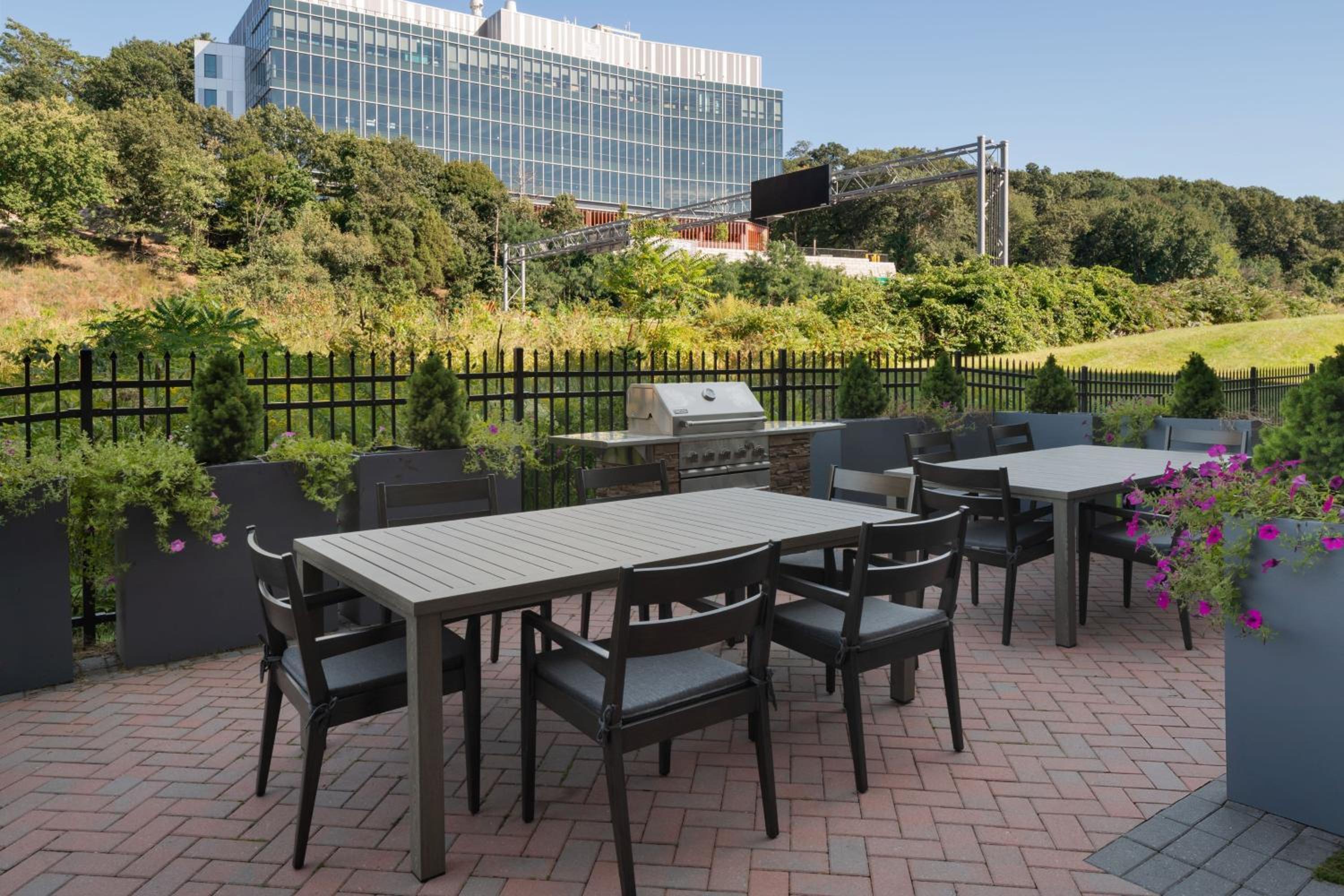 Residence Inn by Marriott Boston Waltham - Property Image 16
