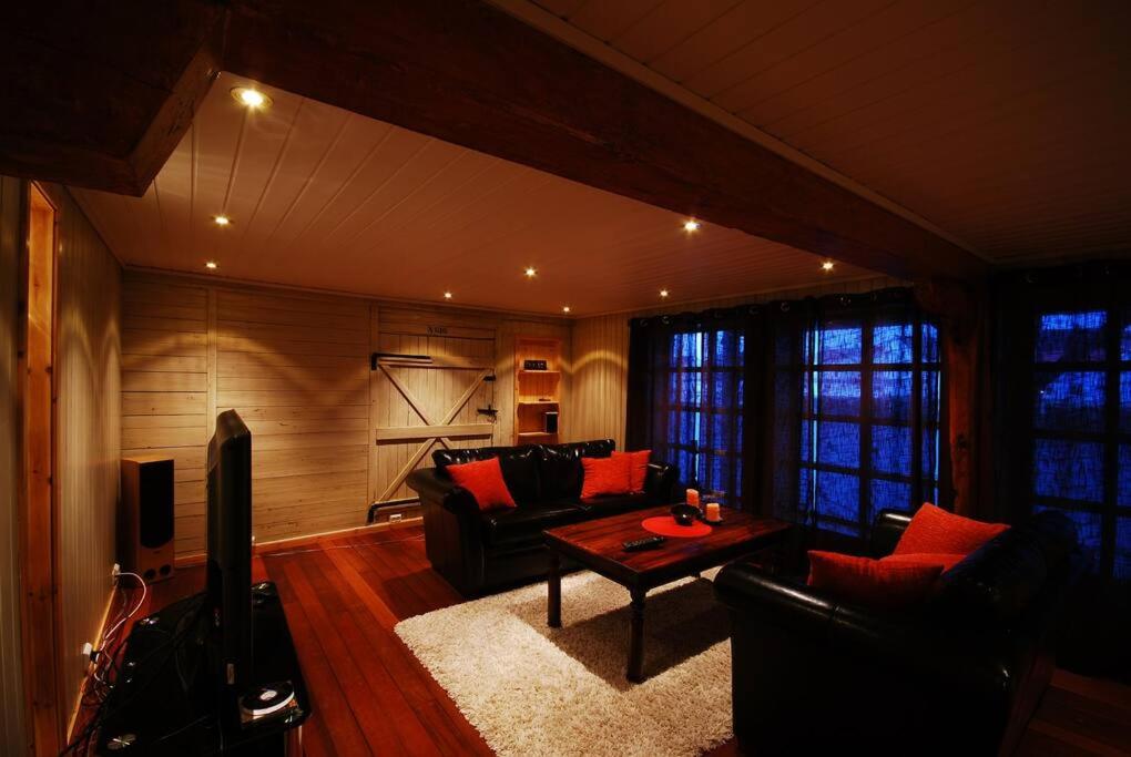 Rorbu Suite with sauna and steam. Henningsvær