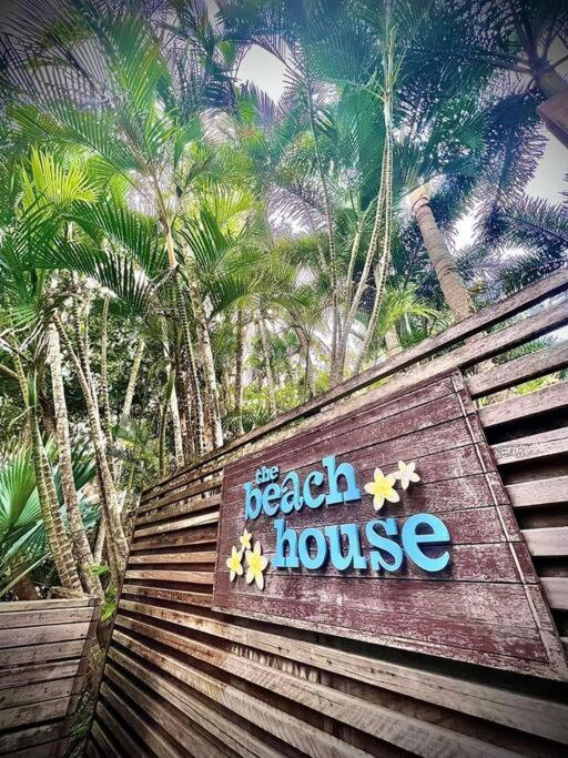 BALA Beach House on ABSOLUTE Beachfront
