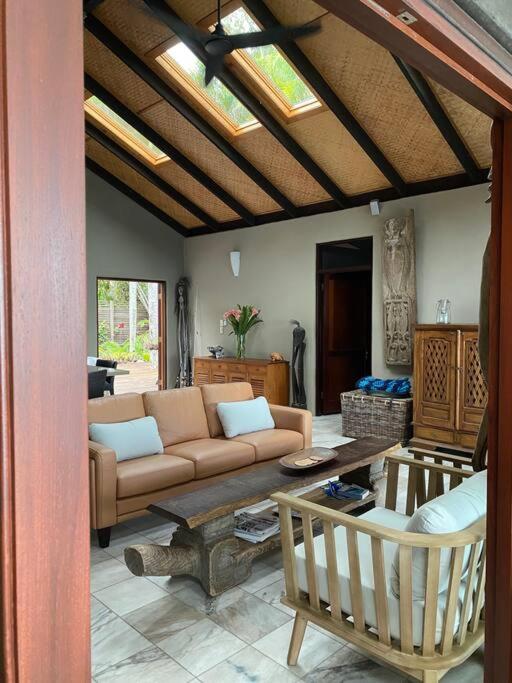BALA Beach House on ABSOLUTE Beachfront