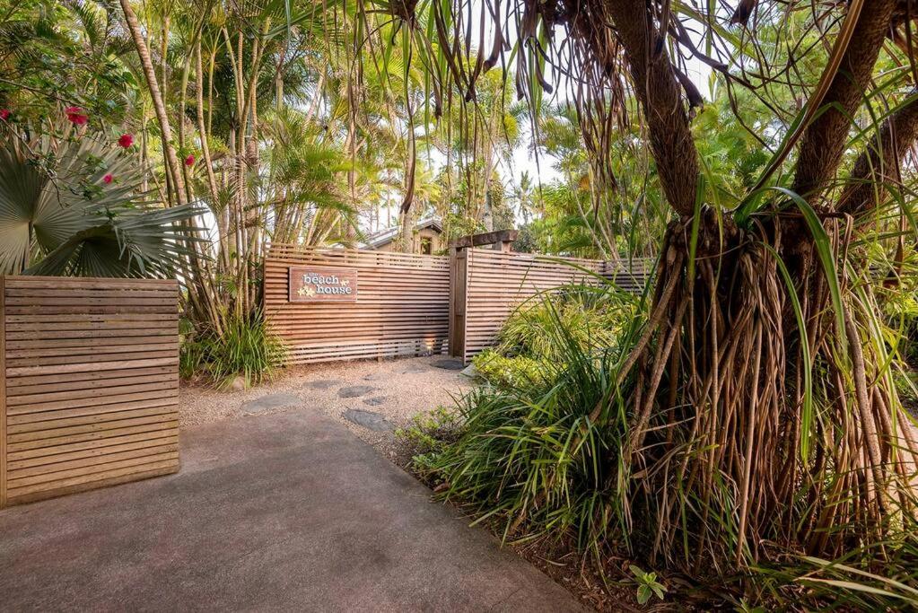 BALA Beach House on ABSOLUTE Beachfront