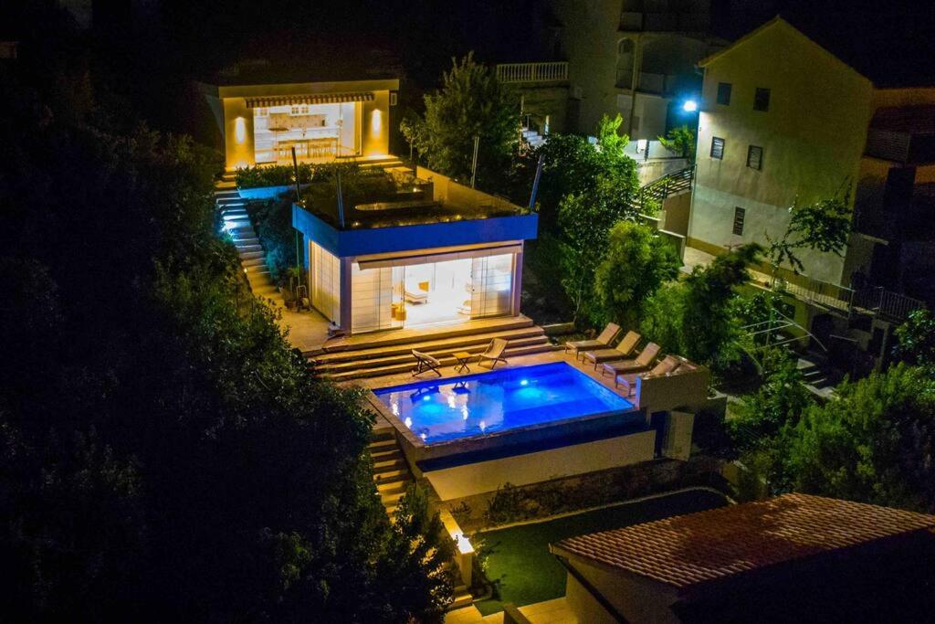 Villa Le View