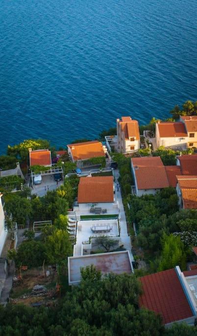 Villa Le View