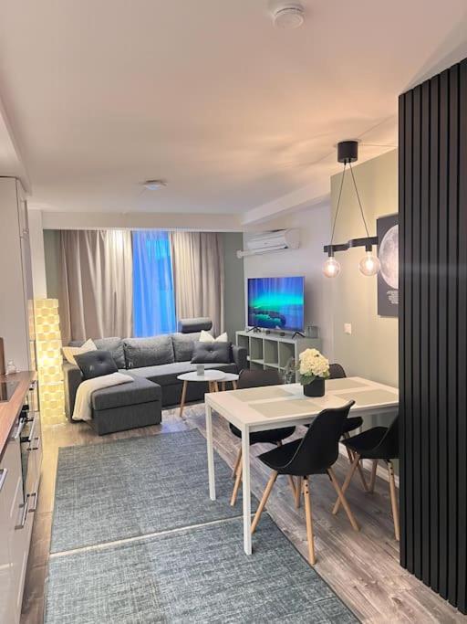 Spacious and Beautiful Apartment in Bergen with free parking view 2