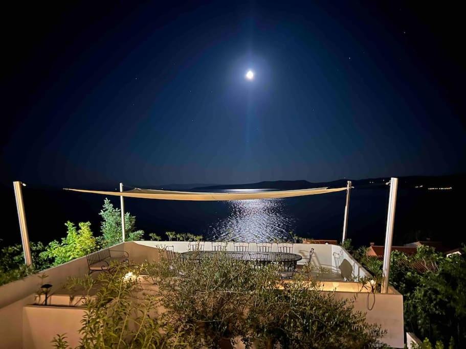Villa Le View