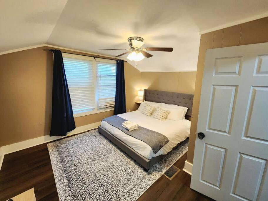 Magnolia House view 4