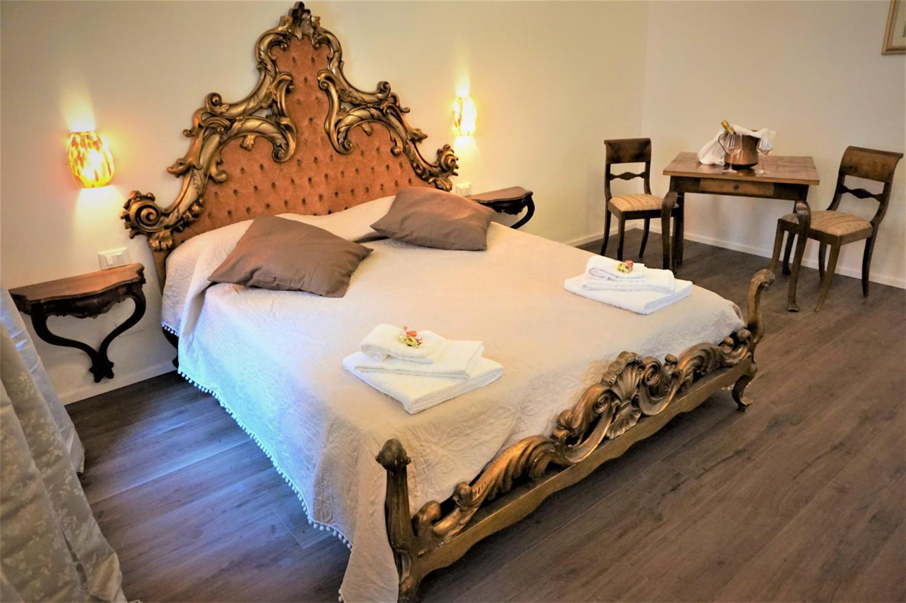 SARA S LUXURY HOME five minutes from Piazza San Marco