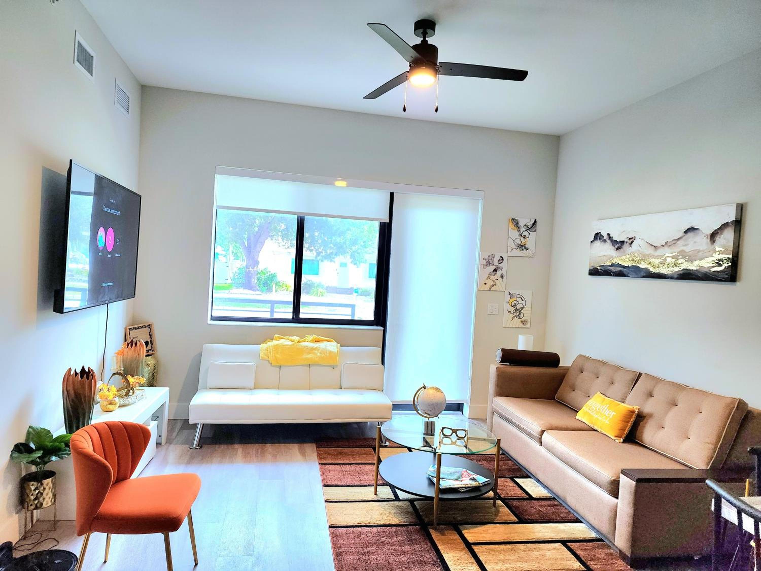Luxe & cozy 3Beds,2rooms,EV Gym Near Beaches&Downtown WPB view 3