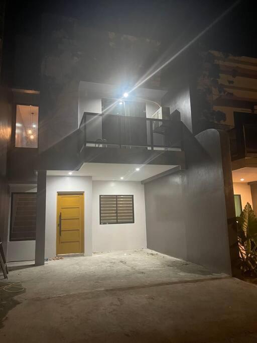 Cozy 2 storey fully furnished house. view 5