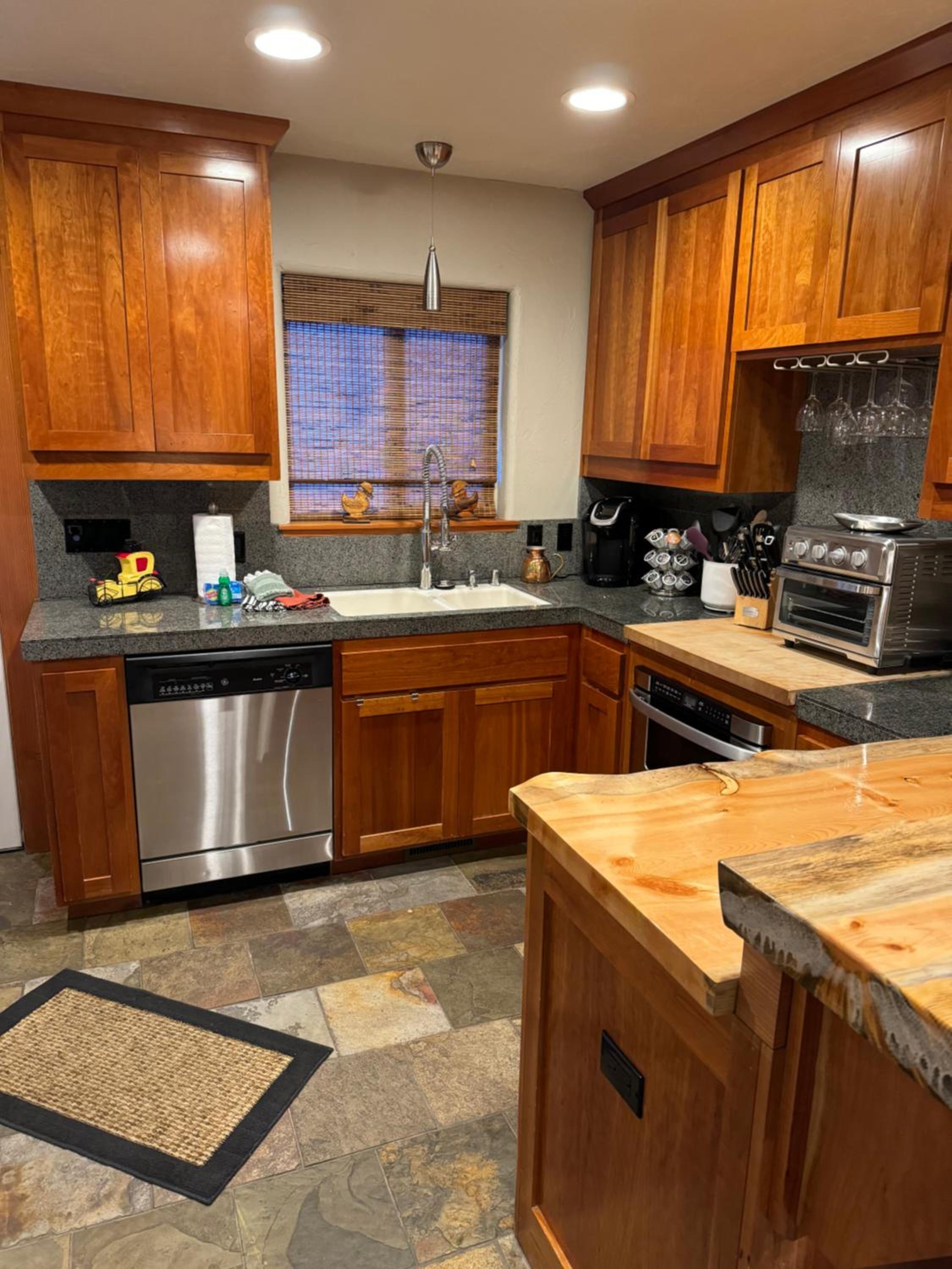 Lake Tahoe Vacations - Lake Tahoe Luxury Guest Quarters - Property Image 8