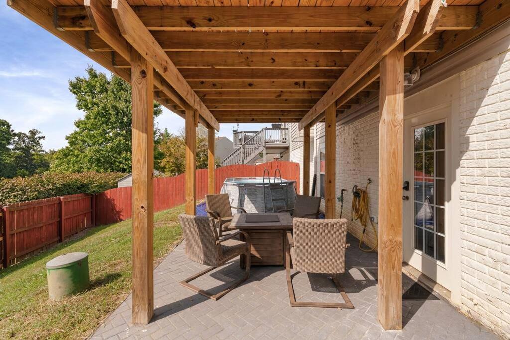 Charming basement w/ firepit and above ground pool