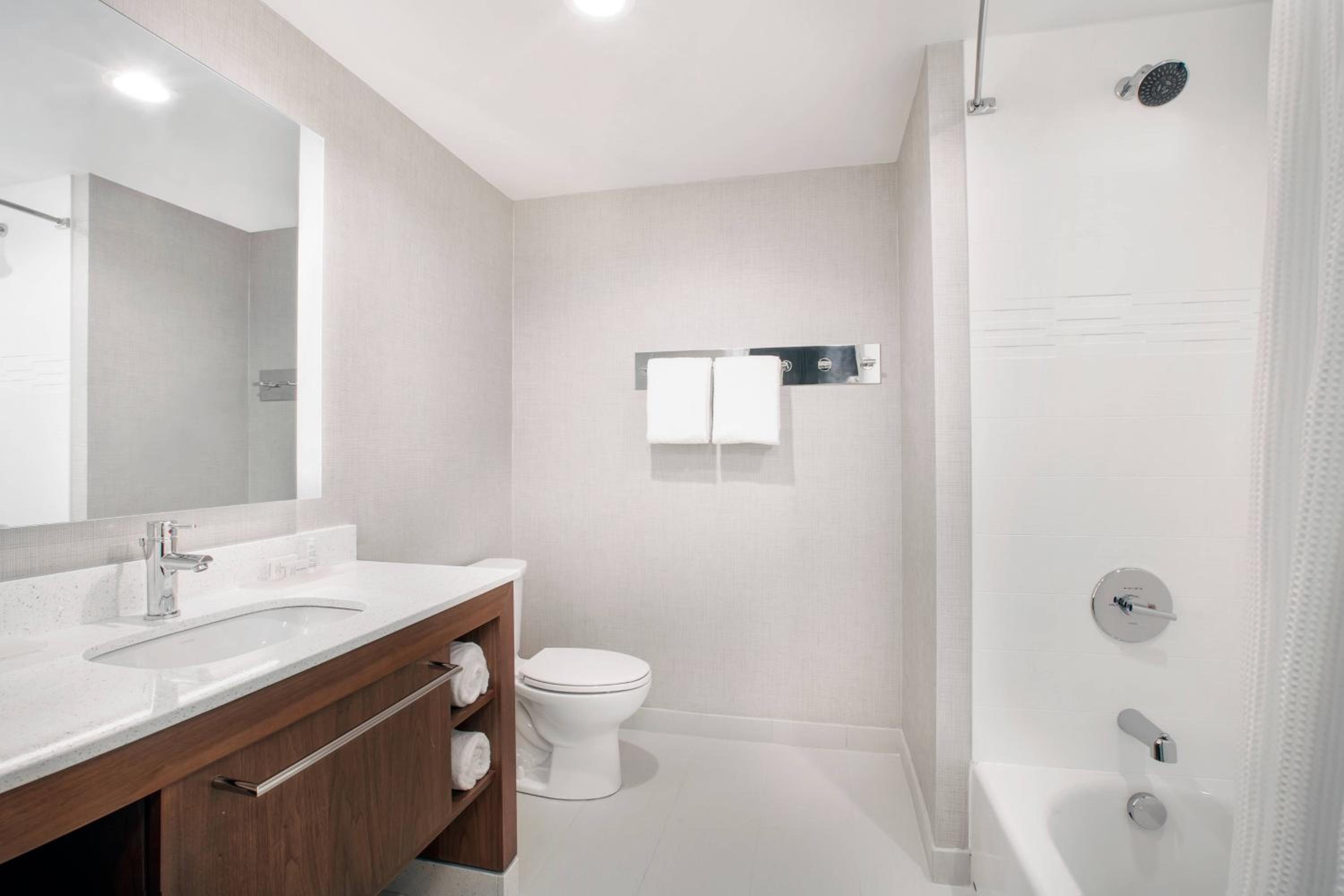Norwalk CA Vacations - Residence Inn by Marriott Norwalk - Property Image 21