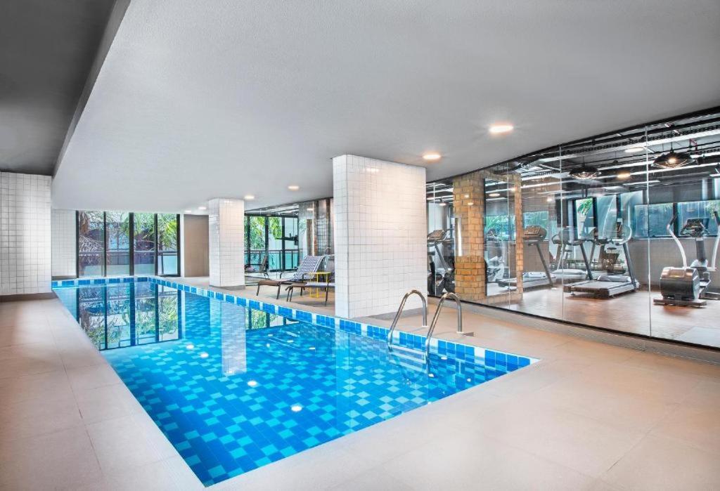 APARTAMENTO HOTEL AV IBIRAPUERA 2534 LUXO , CONFORTÁVEL em MOEMA