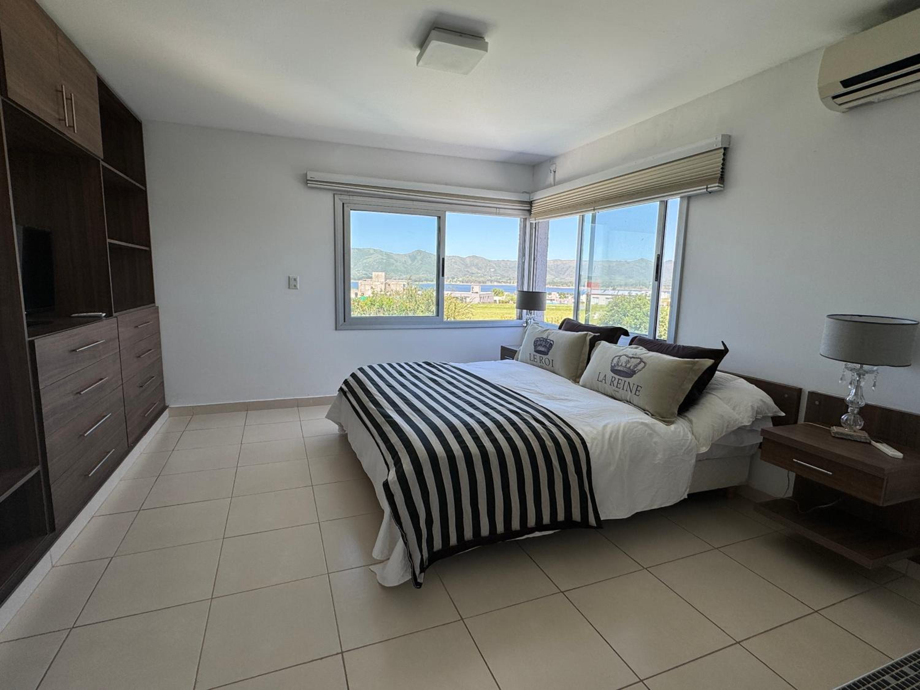 Casa Paris Puerto del Aguila