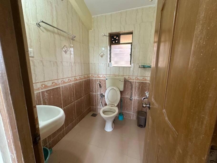 Sea view luxurious 2bhk apartmnt
