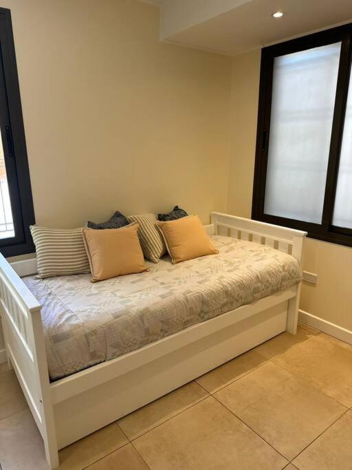 Lomas Apartments (Modernity with the best location)
