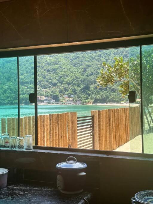 Casa beiramar Provetá IlhaGrande