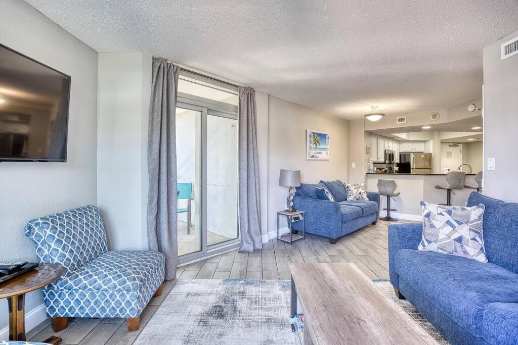 Oceanview Paradise at the Beach view 4