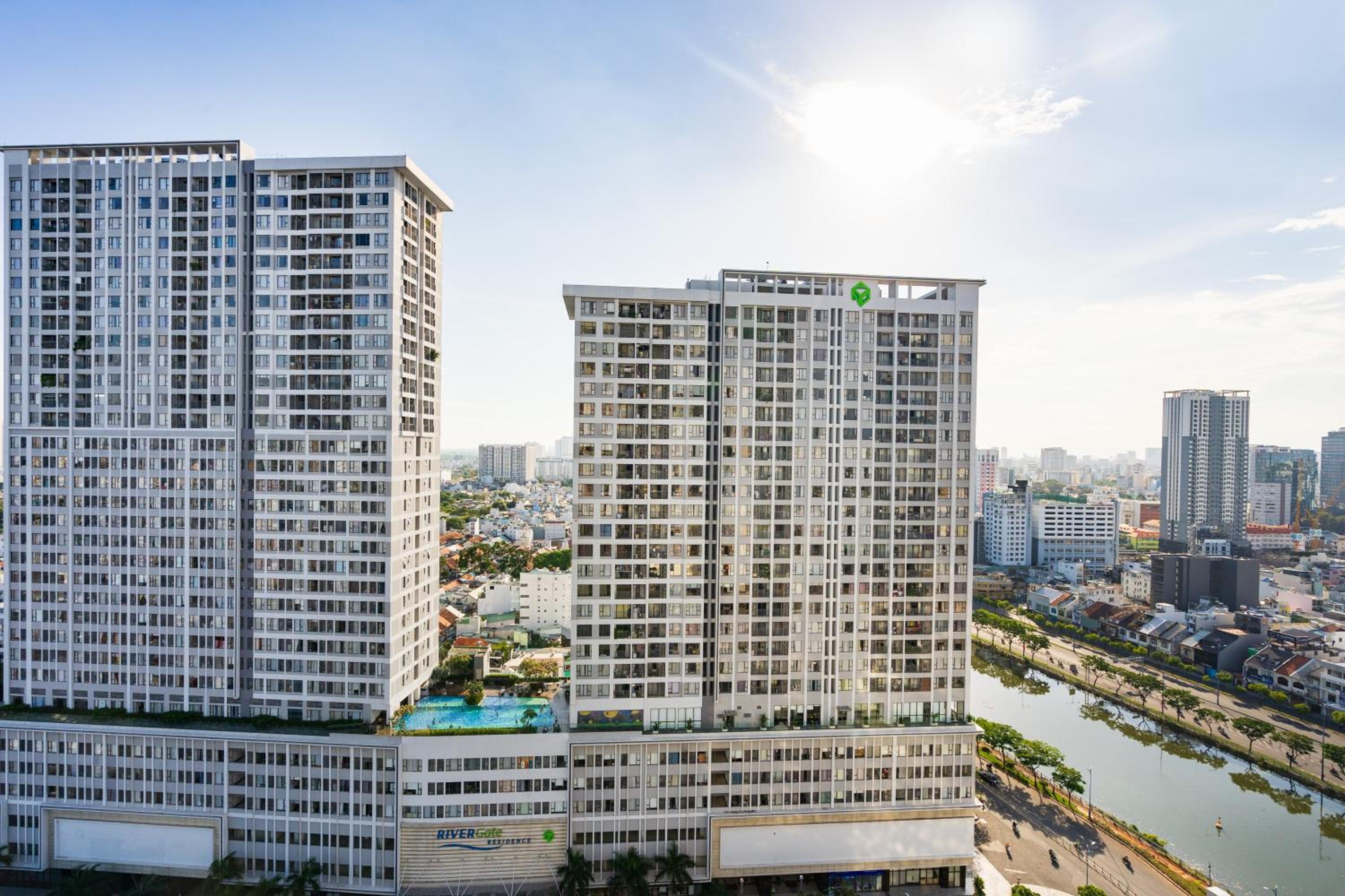 Helios Riverside Apartment