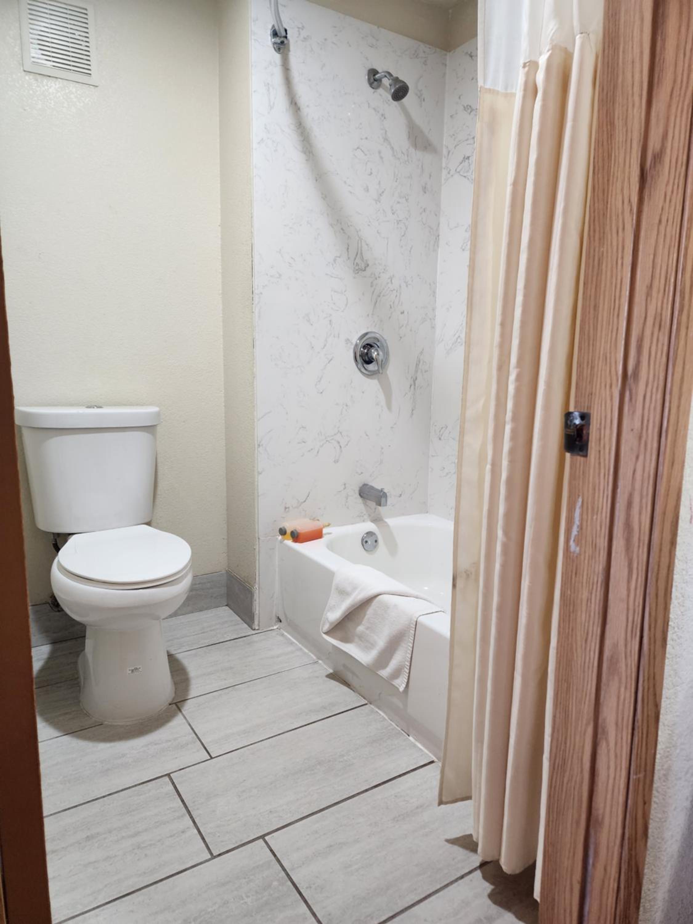 Budget Inn Corcoran Near Tulare CA 43