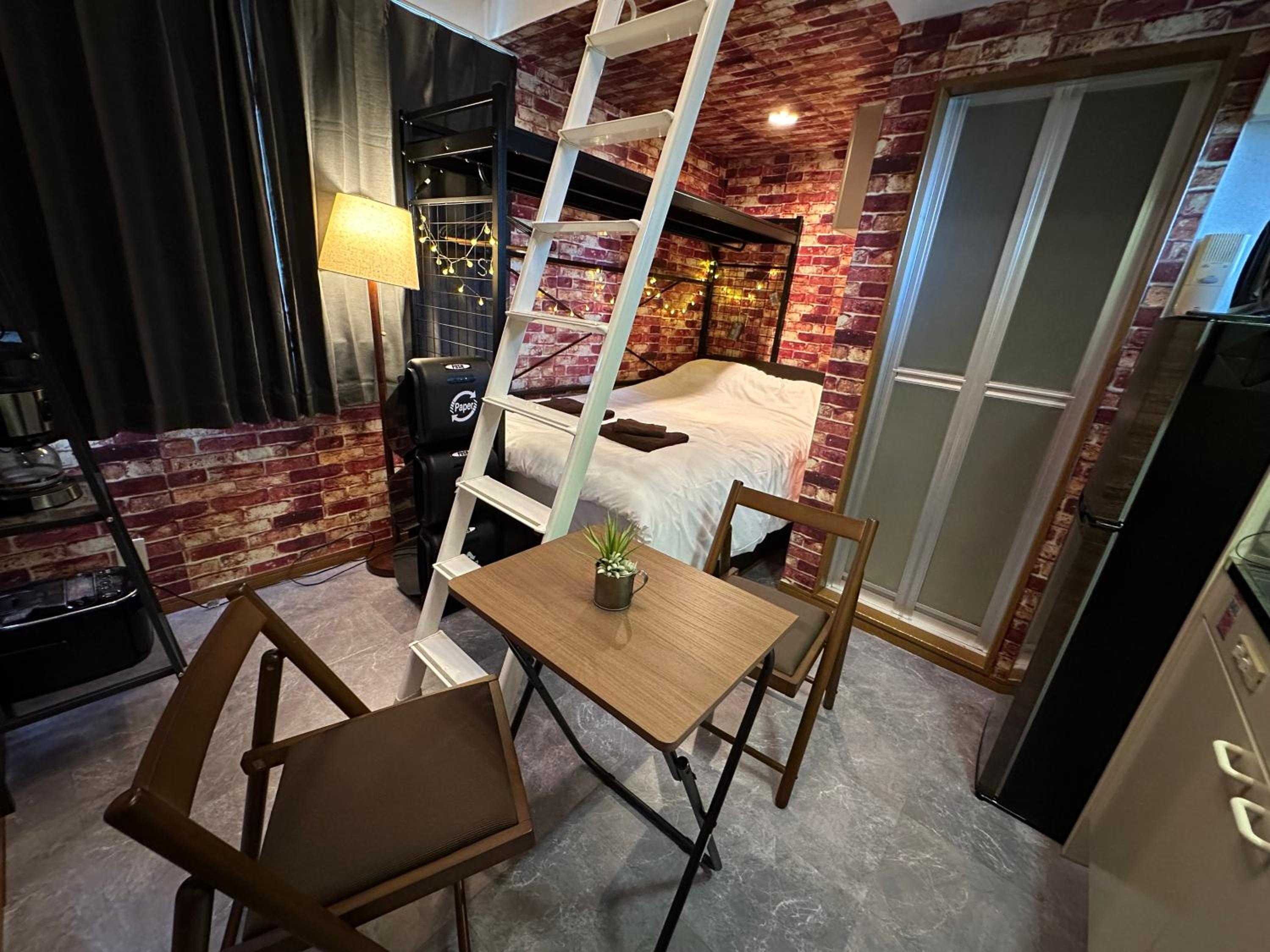 LEON RESORT HOTEL Max4people Shinjuku 7minutes Shibuya12 minutes LEON RESORT SHIBUYA 新宿渋谷 最寄り初台駅 最大4人