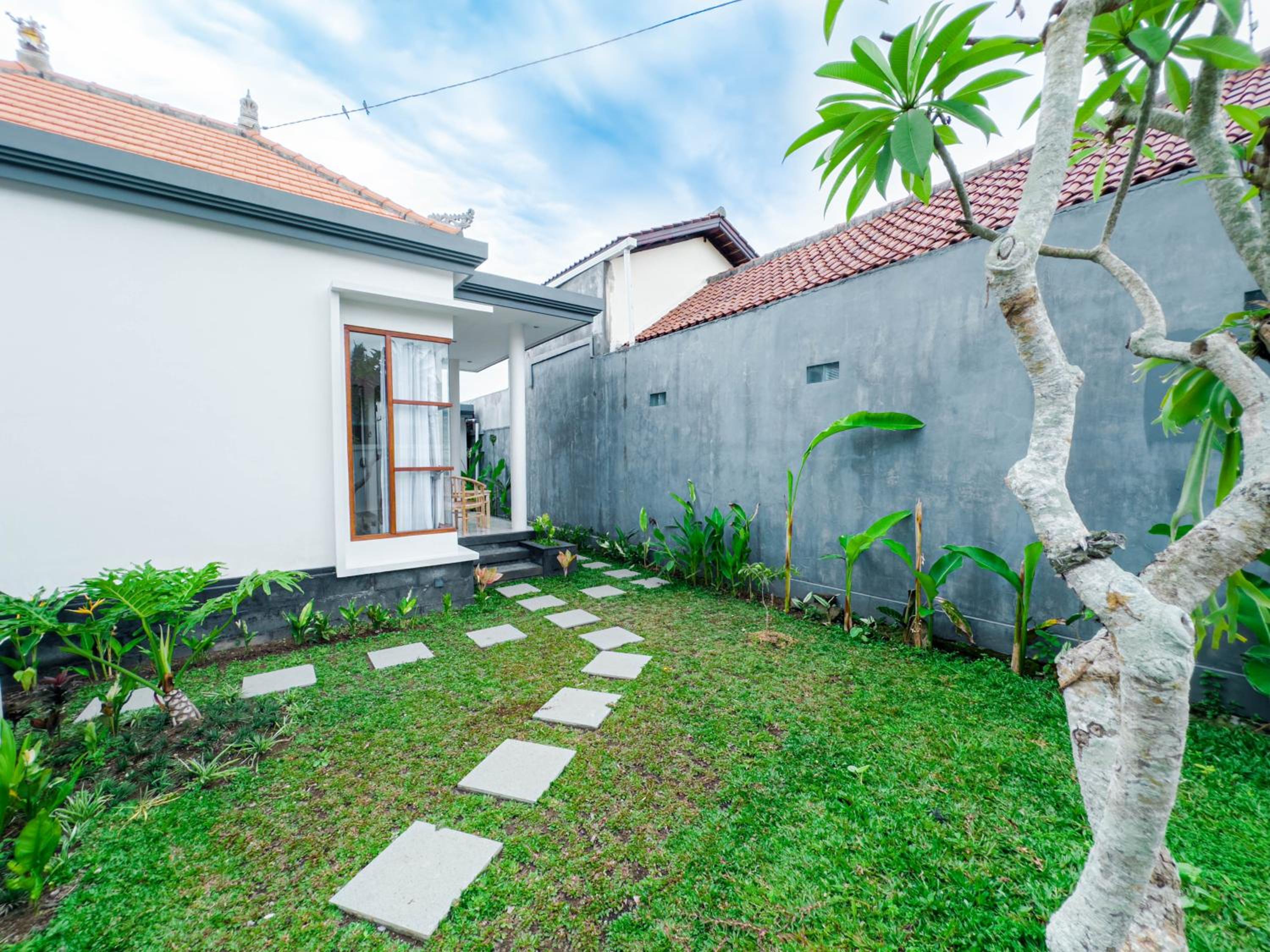 Villa Pakis view 2