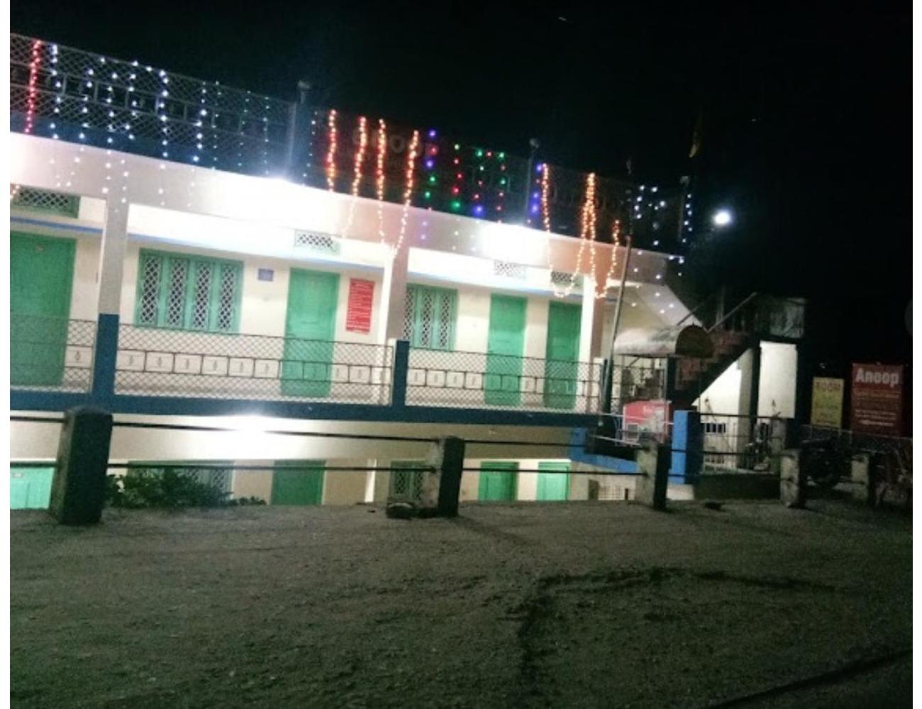 Anoop Tourist Guest House, Phata