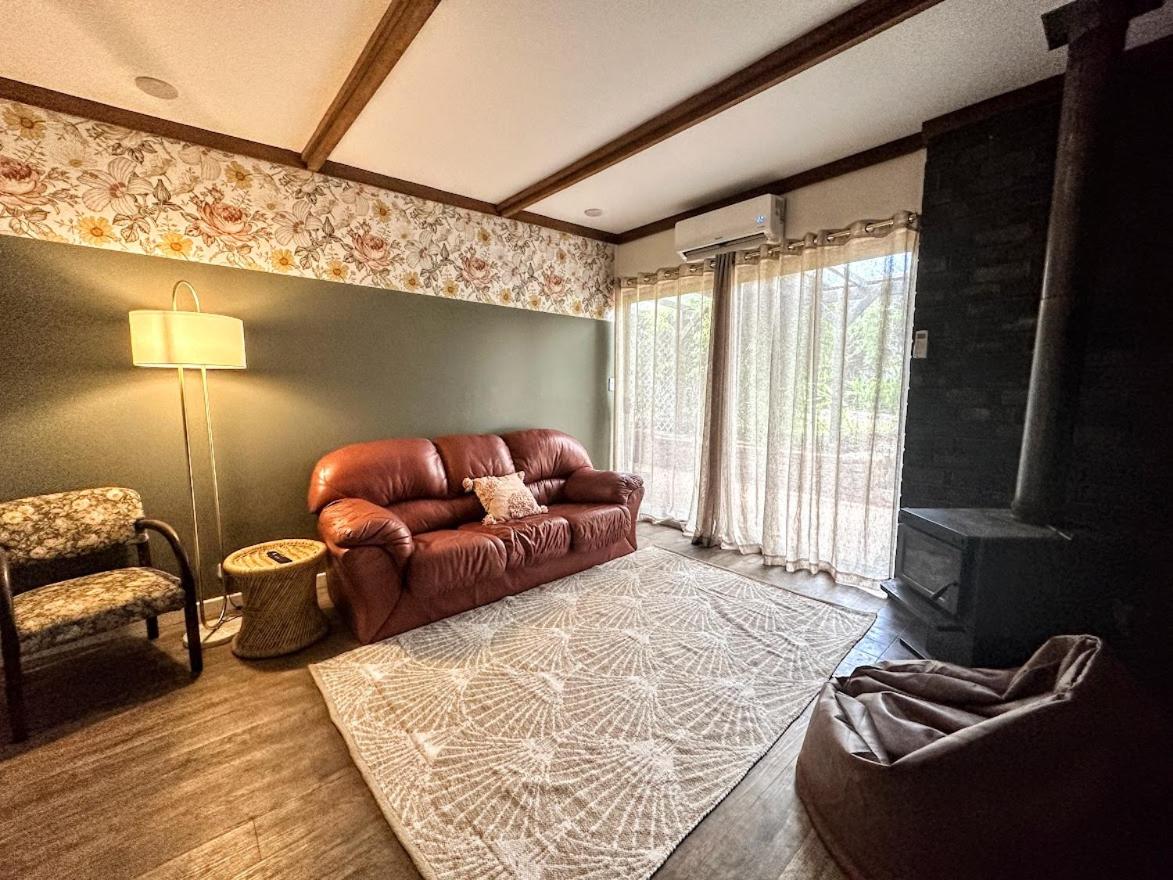 The Karri Hideaway- Sauna and Spa!