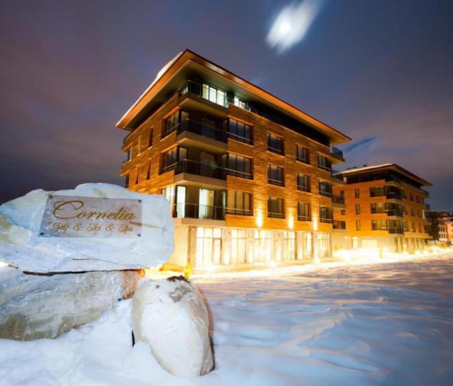 Sunrise View with Free SPA and Bottle of Wine in Cornelia Deluxe Residence, free Parking