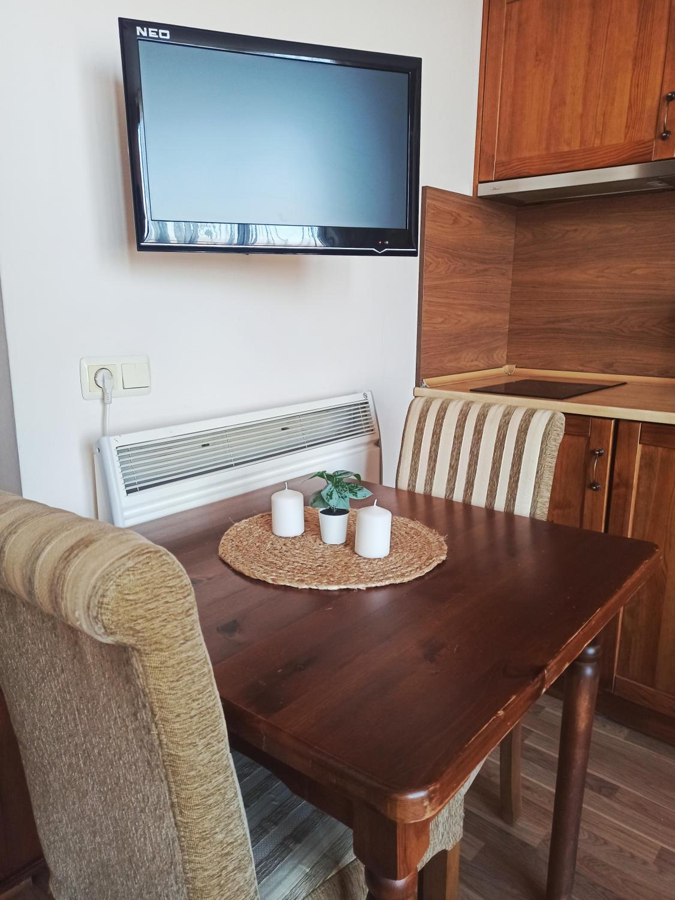 Sunrise View with Free SPA and Bottle of Wine in Cornelia Deluxe Residence, free Parking
