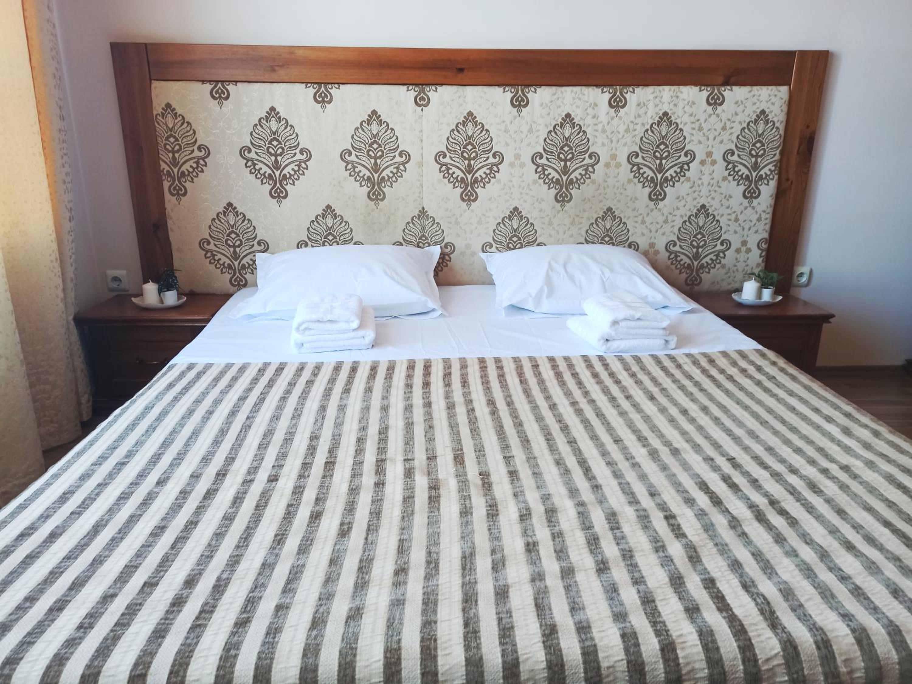 Sunrise View with Free SPA and Bottle of Wine in Cornelia Deluxe Residence, free Parking