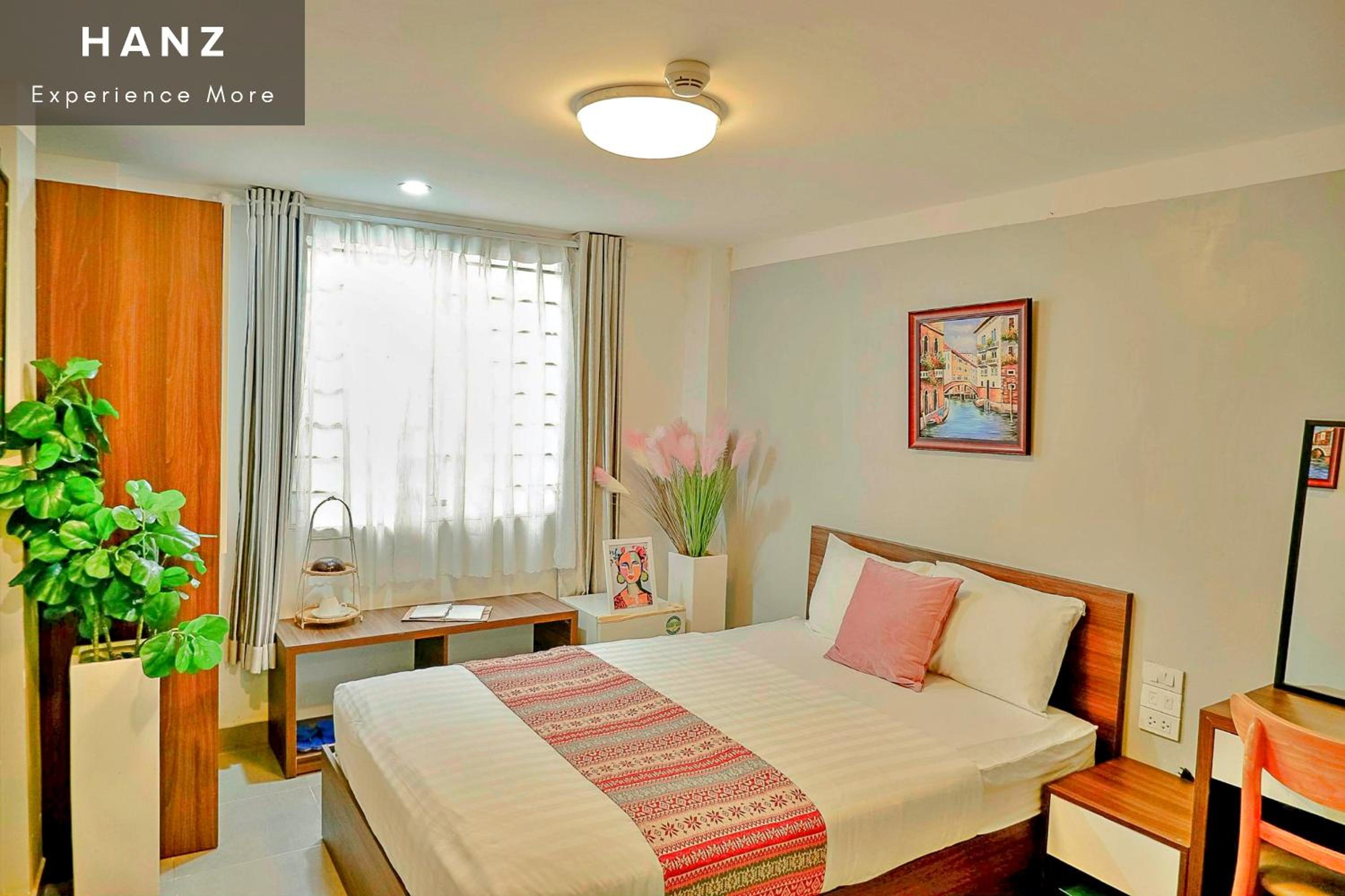 S79 Charisse Hotel Bui Vien