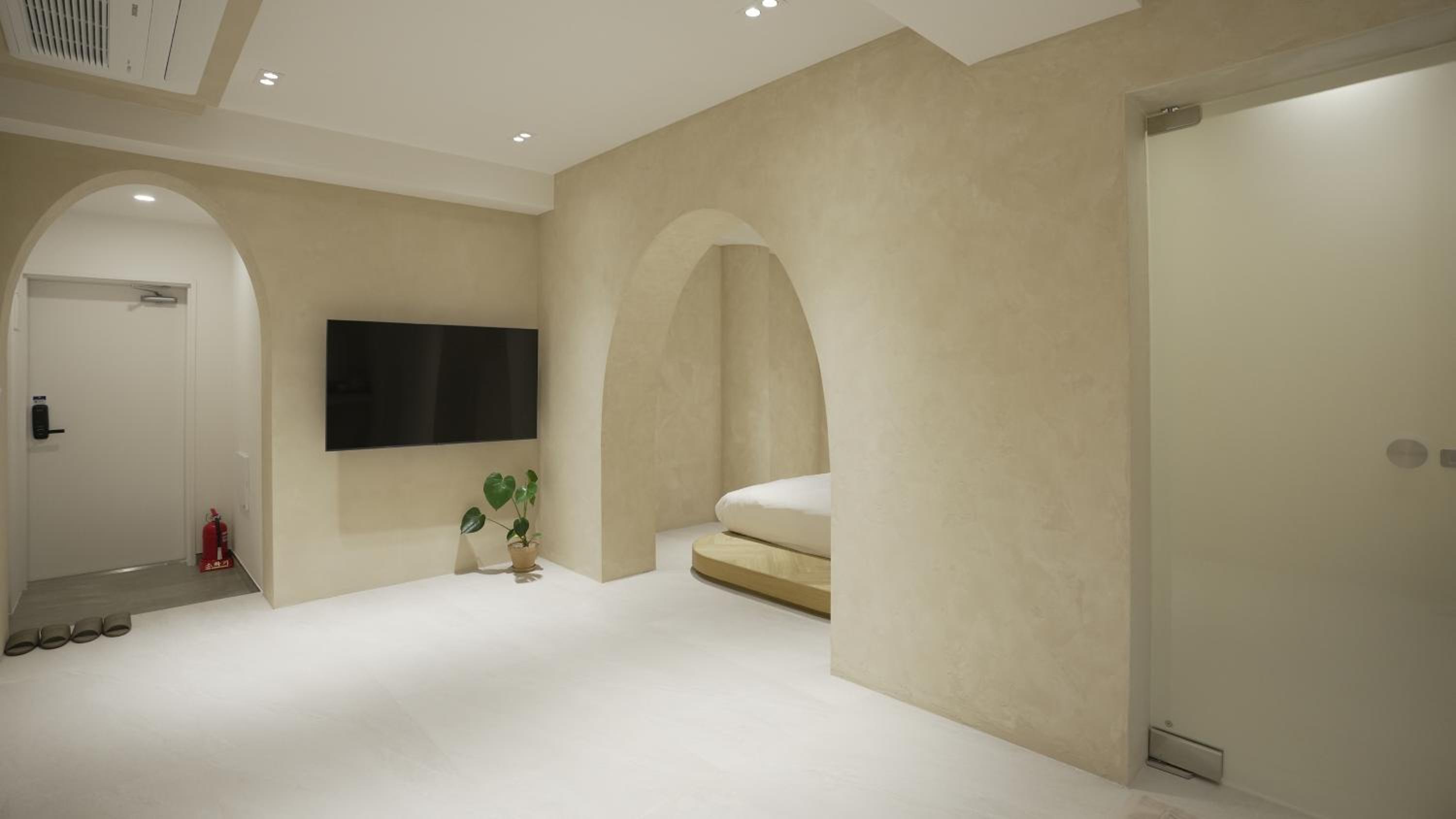 hotel room