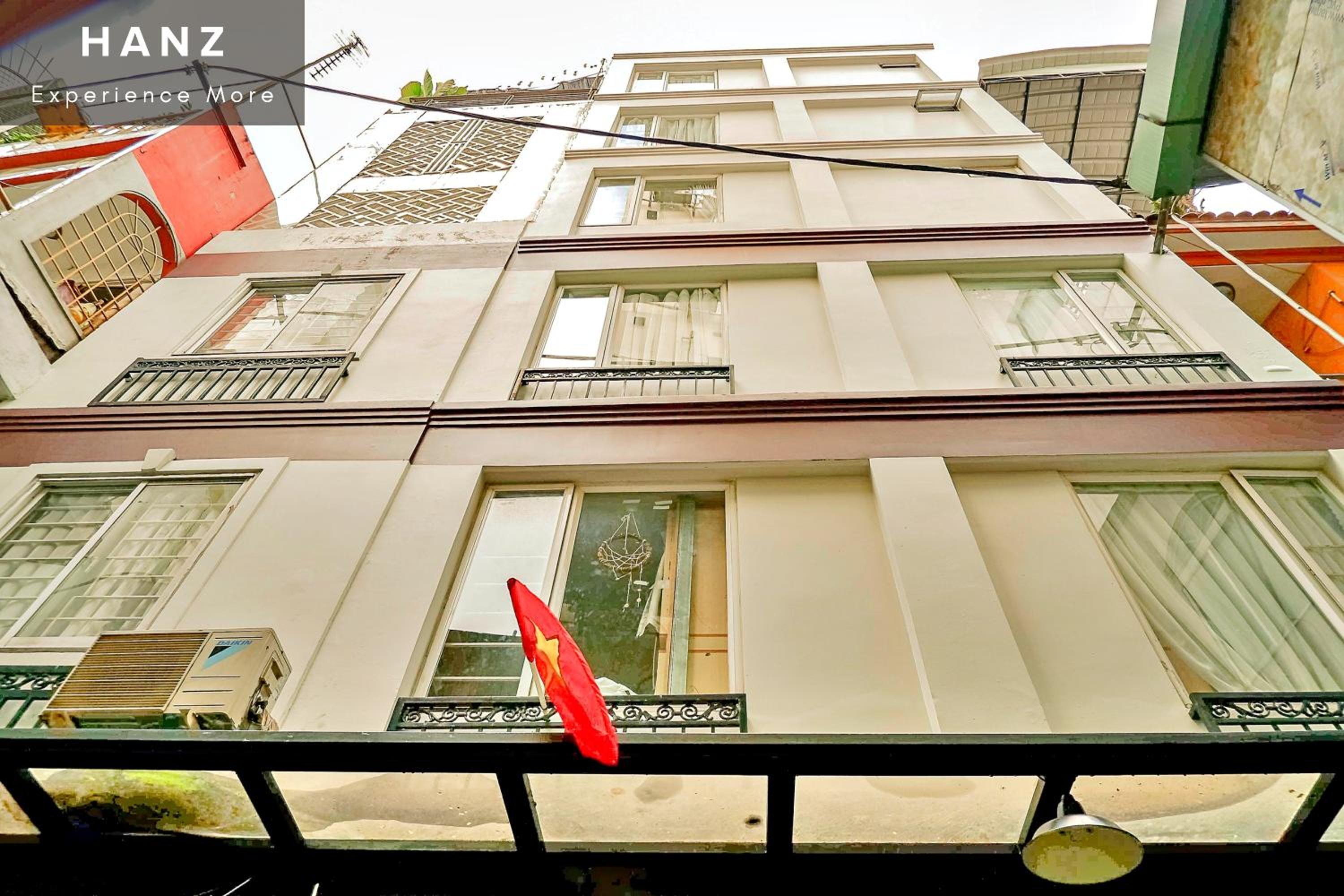 S79 Charisse Hotel Bui Vien