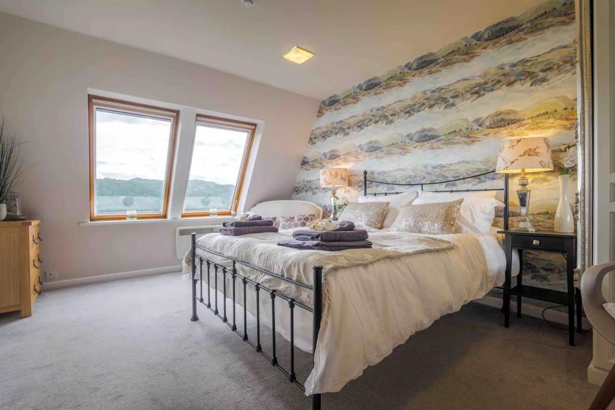 Ambleside View, stunning roof top views over Ambleside to the fells