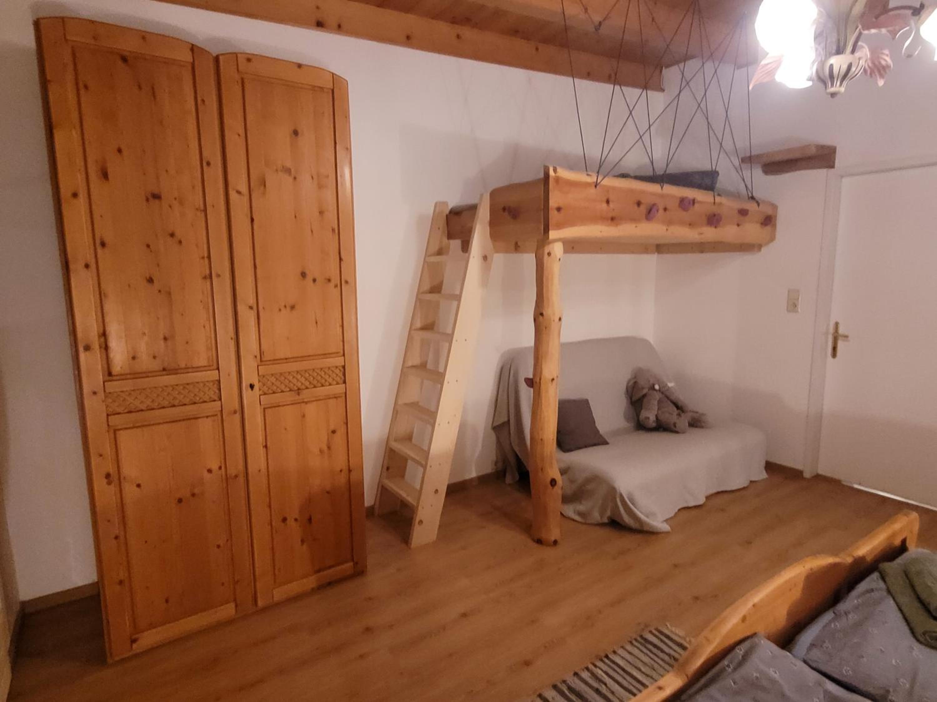 Photo 41