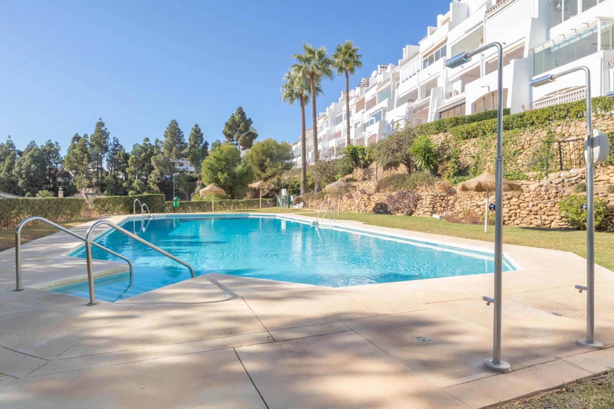 Sea View Duplex in Calahonda photo 4